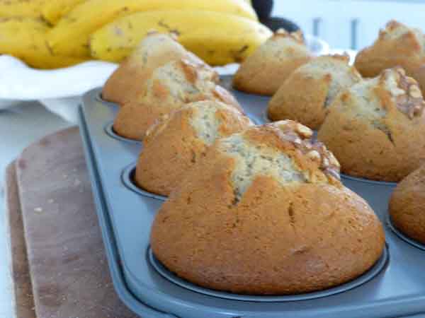 Chimp Buddies – Vegan Banana Walnut Muffins