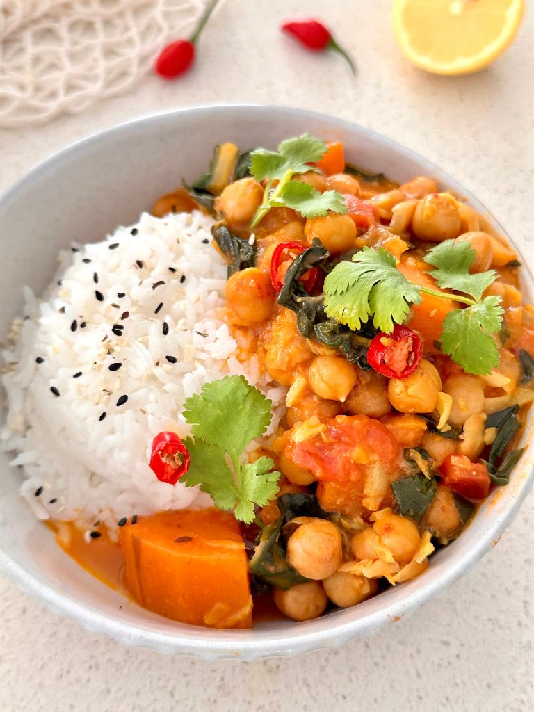 High Protein Chickpea Spinach Curry